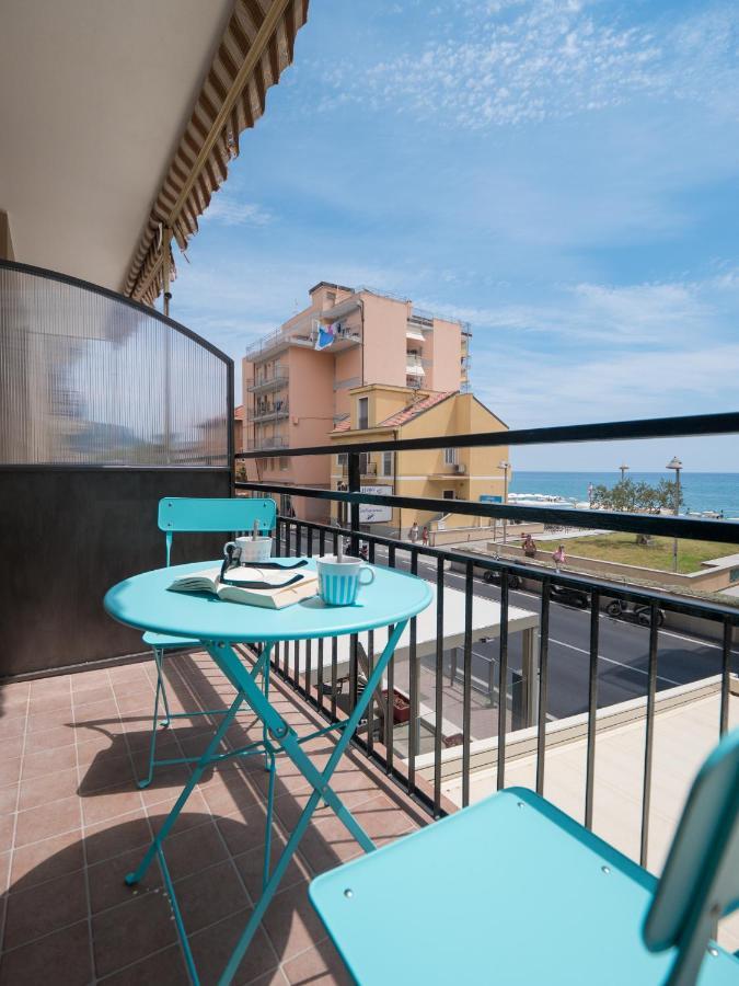 Babyaccommodation Family Experience III Pietra Ligure Kültér fotó